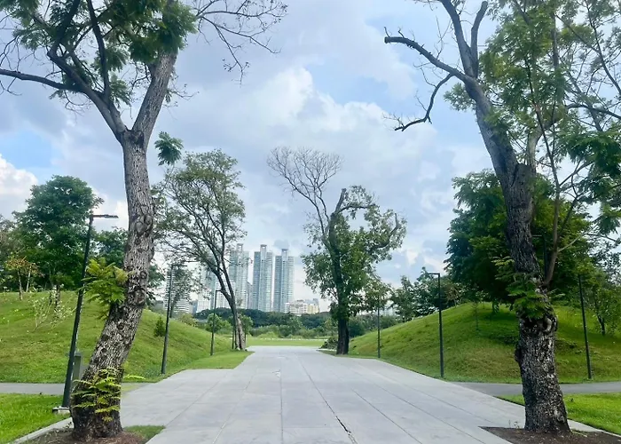 Alt Nana By Uhg -nearby Benjakitti Park & Queen Sirikit National Convention Center Hotel 4*