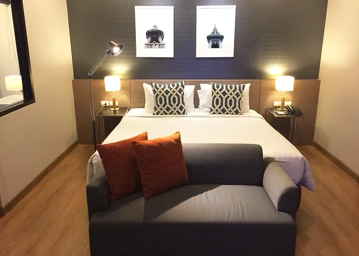 Hotel Alt Nana By Uhg -nearby Benjakitti Park & Queen Sirikit National Convention Center 4*