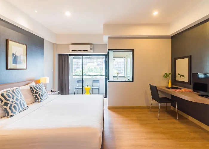 Alt Nana By Uhg -nearby Benjakitti Park & Queen Sirikit National Convention Center Hotel