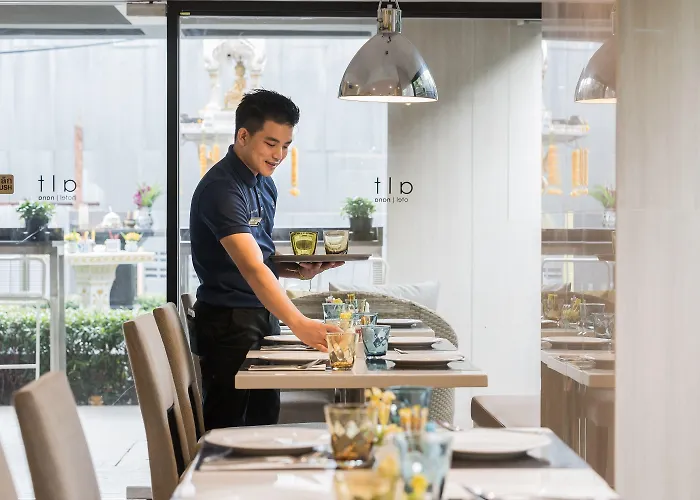 Hotel Alt Nana By Uhg -nearby Benjakitti Park & Queen Sirikit National Convention Center Bangkok
