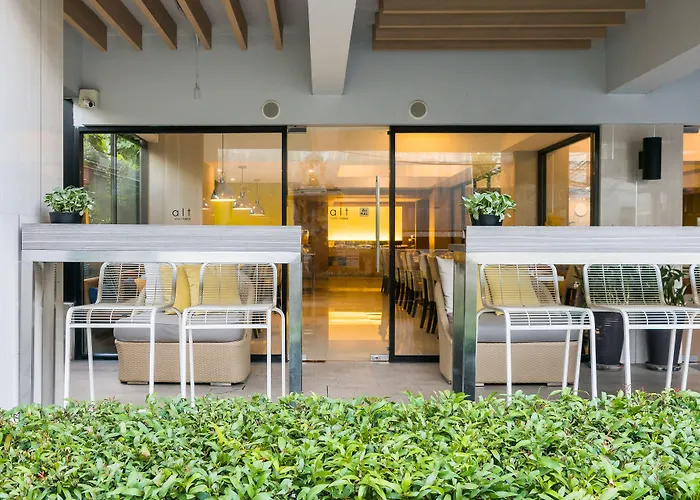 Alt Nana By Uhg -nearby Benjakitti Park & Queen Sirikit National Convention Center Hotel