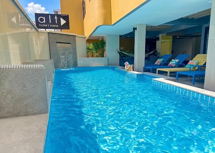 Hotel Alt Nana By Uhg -nearby Benjakitti Park & Queen Sirikit National Convention Center Bangkok